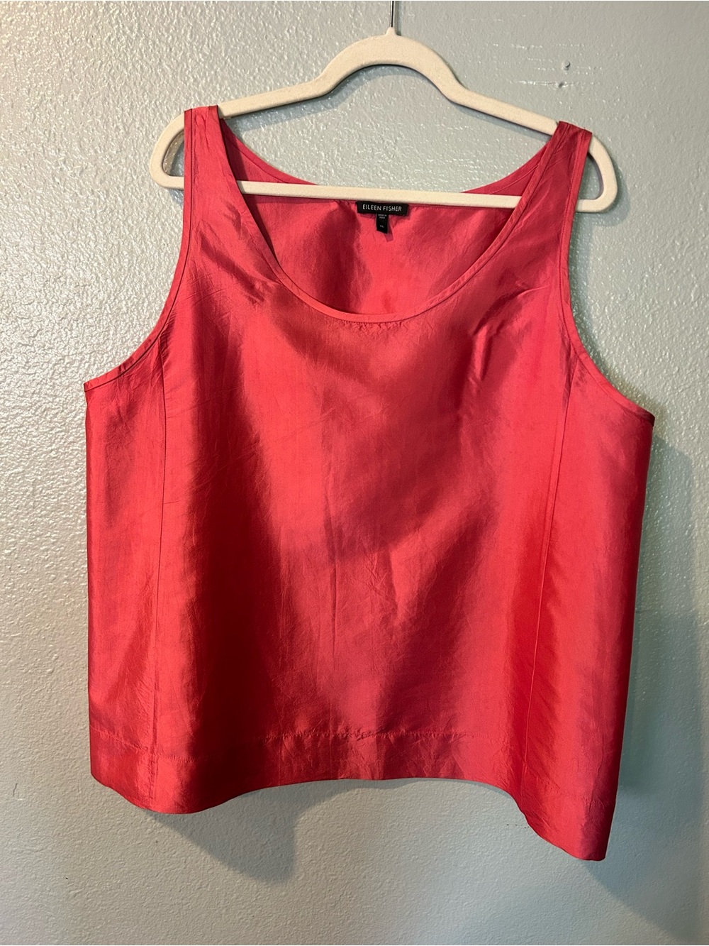 Eileen Fisher 100% Silk Scoop Neck Tank Top. Size XL
